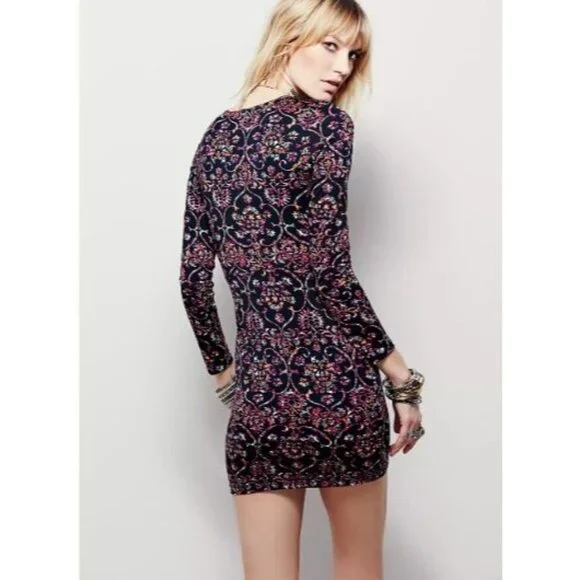 Free People Printed Knit Long Sleeve Dress Medium - Picture 2 of 11